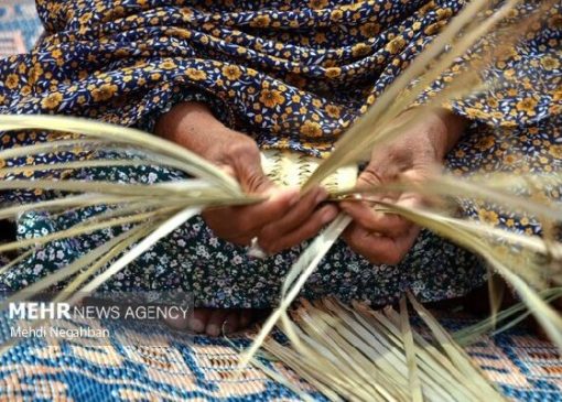 نمایشگاه صنایع دستی استان‌های کشور در بندرعباس