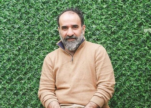 انتقال رضا امیرخانی به منزل/ وضعیت هوشیاری تغییری نکرد