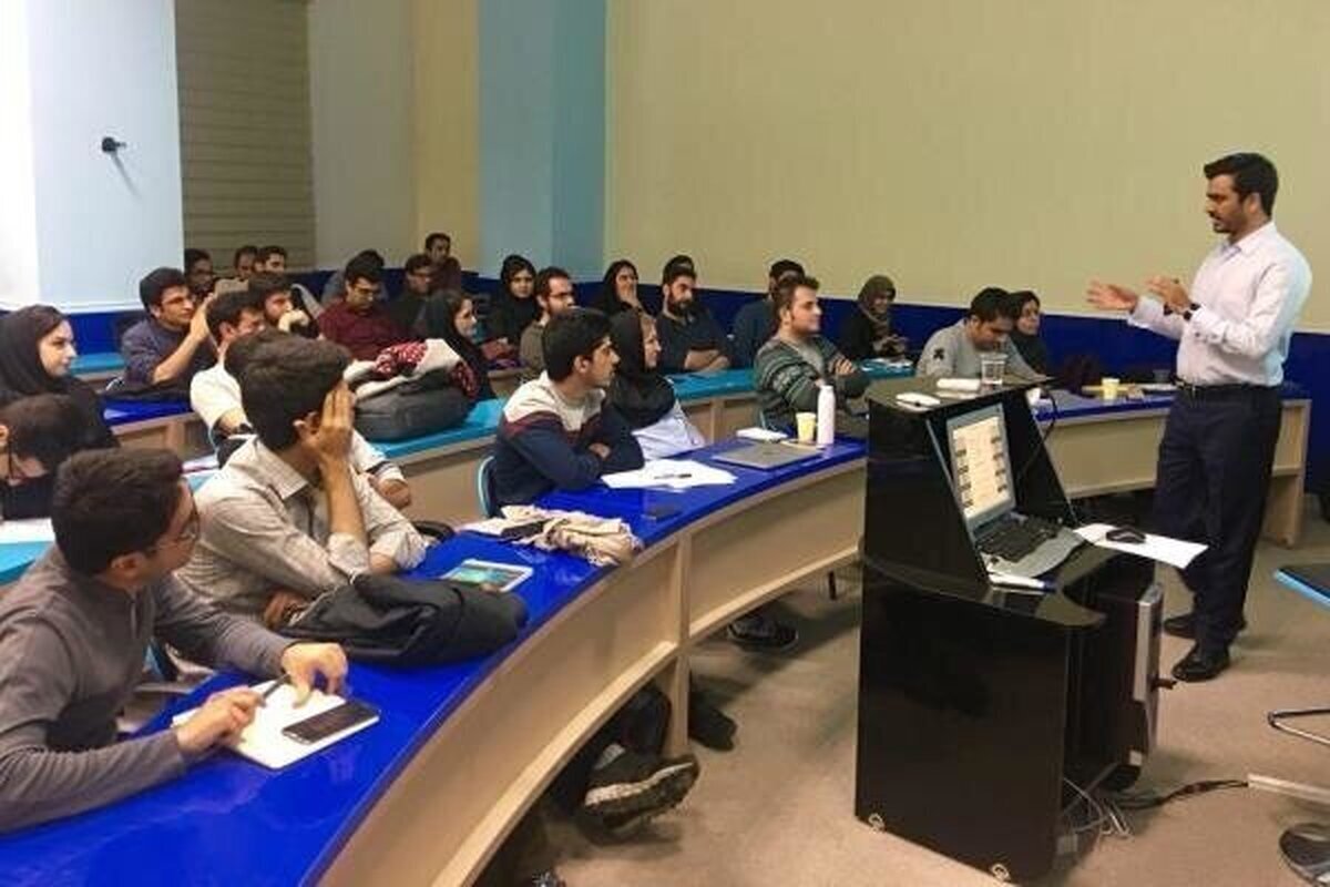 نیمسال دوم تحصیلی از فردا آغاز میشود/ کلاسهای دانشگاه حضوری یا غیرحضوری؟ نیمسال دوم تحصیلی از فردا آغاز میشود/ کلاسهای دانشگاه حضوری یا غیرحضوری؟