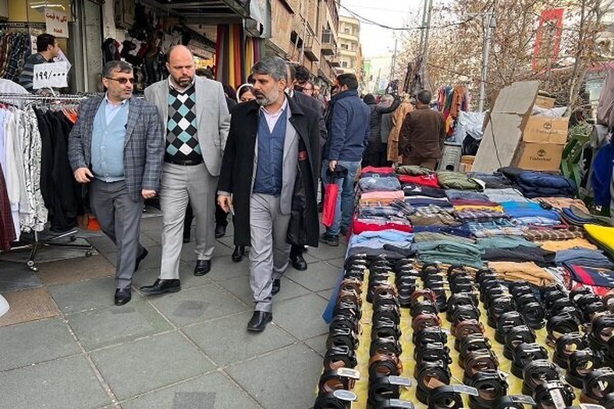 ۳۵ هزار دستفروش در تهران فعالاند ۳۵ هزار دستفروش در تهران فعالاند