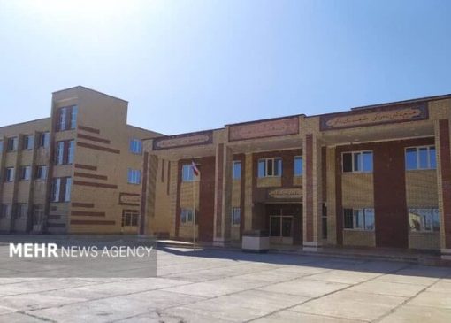 خانمحمدی: ۸ هزار پروژه مدرسه سازی در کشور اجرا می شود