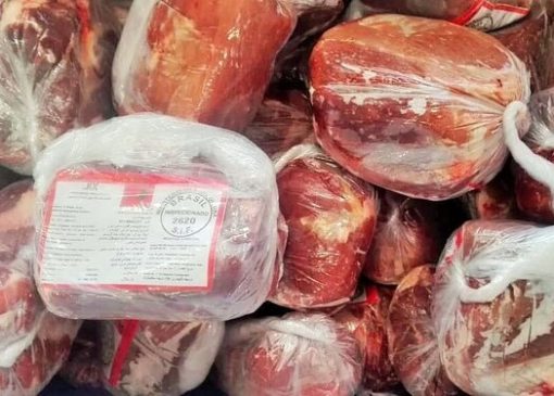 کشف چهار تن گوشت منجمد خارج از شبکه توزیع در تبریز