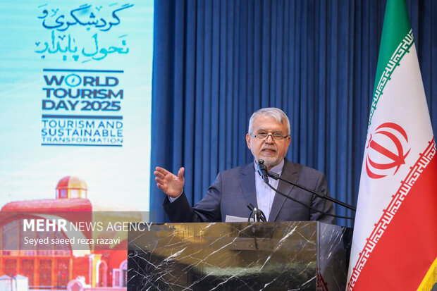 صالحی امیری: ۱.۲ میلیون گردشگر سلامت در سال ۱۴۰۴از ایران خدمات گرفتند