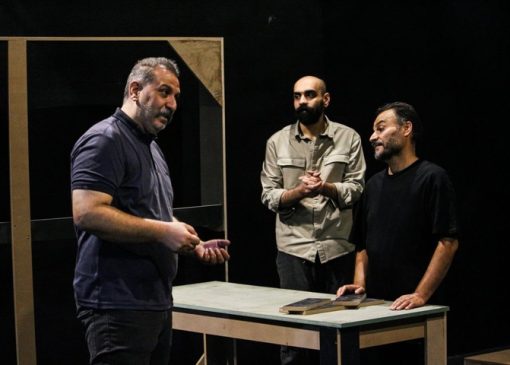 فرشاد لطفی با «دستان او» به خانه نمایش دا می‌آید
