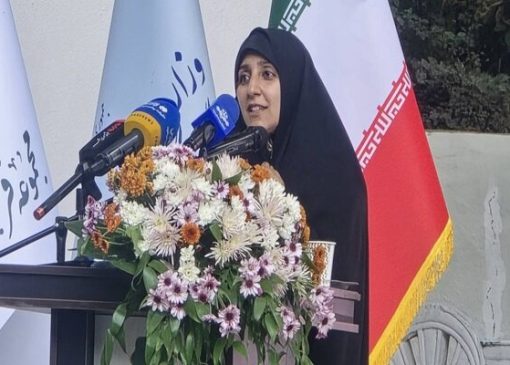 بهروزآذر: زنان در آثار فرشچیان، جانِ زندگی و مرکز آفرینش‌اند