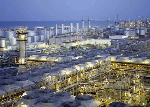 دستورالعمل قیمت‌گذاری خوراک پالایشگاهها تا پایان تیر ماه تمدید شد