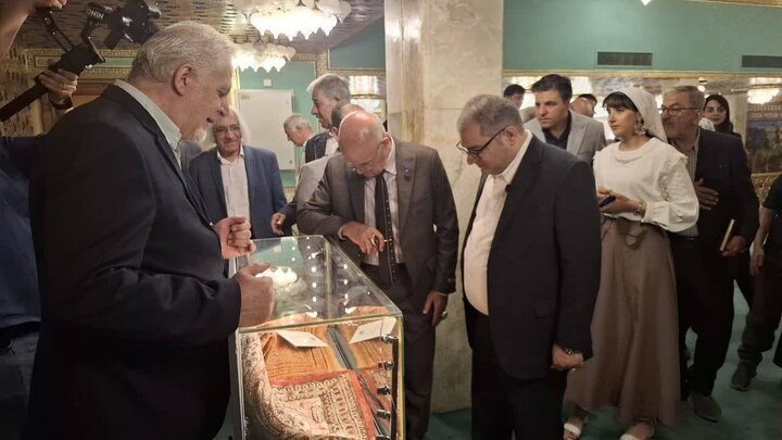 ۱۳۰ اثر هنری و تاریخی در دومین حراج صنایع دستی اصفهان عرضه شد ۱۳۰ اثر هنری و تاریخی در دومین حراج صنایع دستی اصفهان عرضه شد