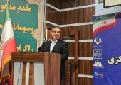 زندیه وکیلی: صنایع‌دستی مرکزی نیازمند بازار فروش مستمر است