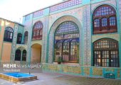 شاهکار کاشی‌نگاری در حصار رطوبت؛ تکیه معاون‌الملک در انتظار بودجه ملی