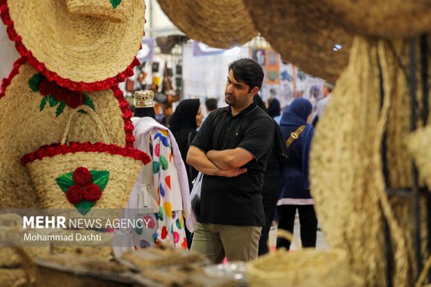 معاون صنایعدستی و هنرهای سنتی منصوب شد معاون صنایعدستی و هنرهای سنتی منصوب شد