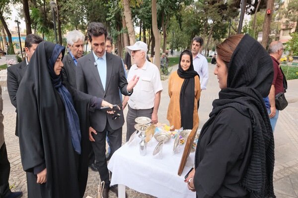 راهاندازی «روزبازار» صنایعدستی در بروجرد راهاندازی «روزبازار» صنایعدستی در بروجرد