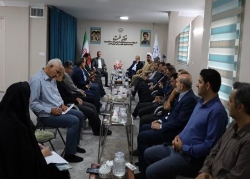 هنر صنعت مبل و منبت مهمترین مزیت اقتصادی ملایر به شمار می‌رود